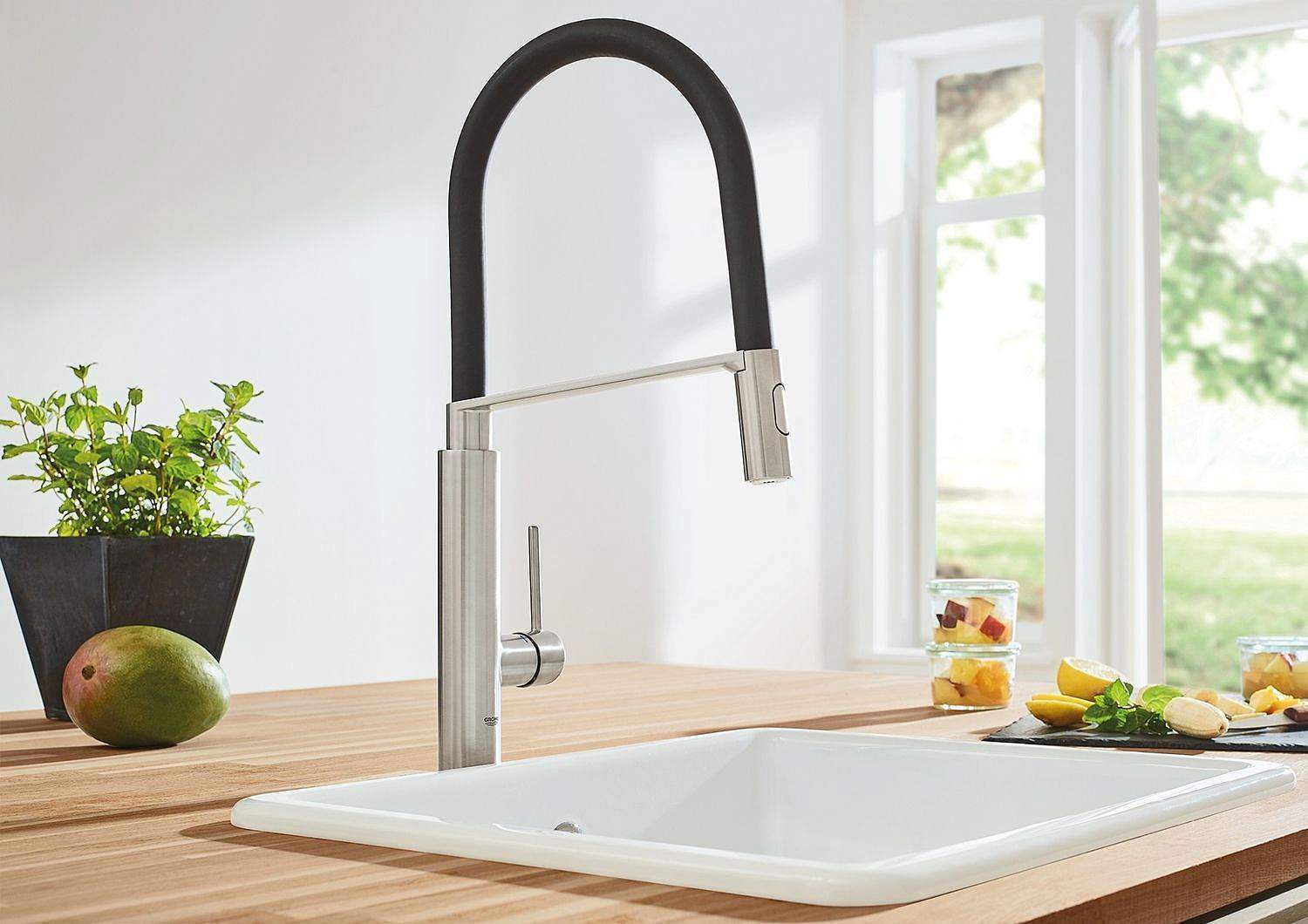 Смеситель для кухни grohe с выдвижной лейкой